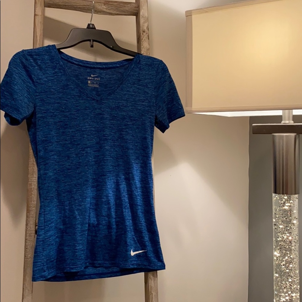 NIKE DRI-FIT v neck tee shirt